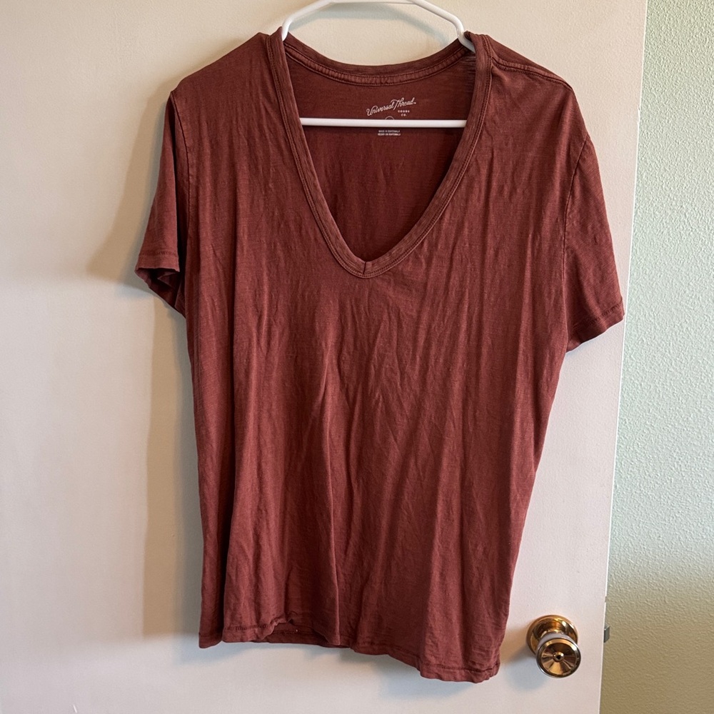 Universal Thread Women's Short Sleeve Top in Rust